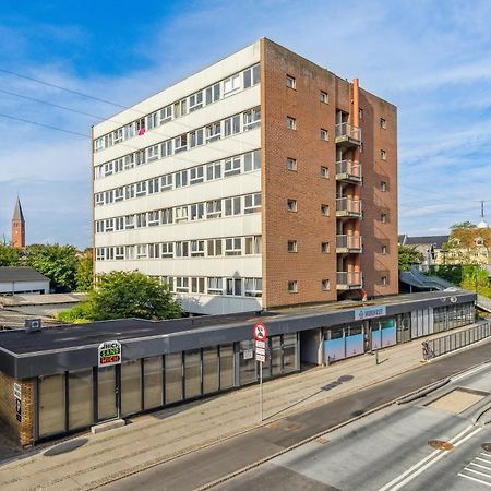 Nordic Style Apartment In Central Aalborg Exterior foto